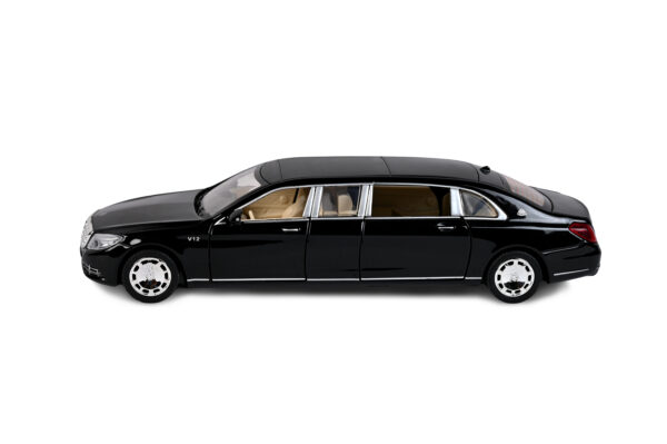 1:32 Extended edition Mercedes Maybach S600 Die Cast Car (Black) - Image 2